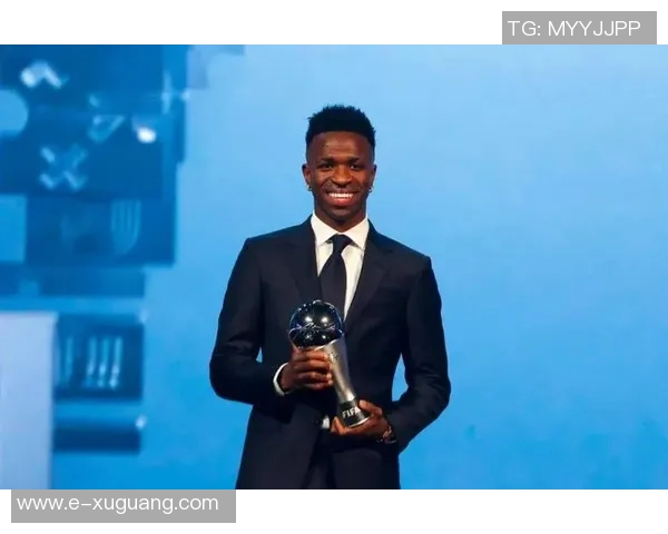 俄罗斯足球明星中有哪些曾经获得过国际大奖和荣誉称号的球员